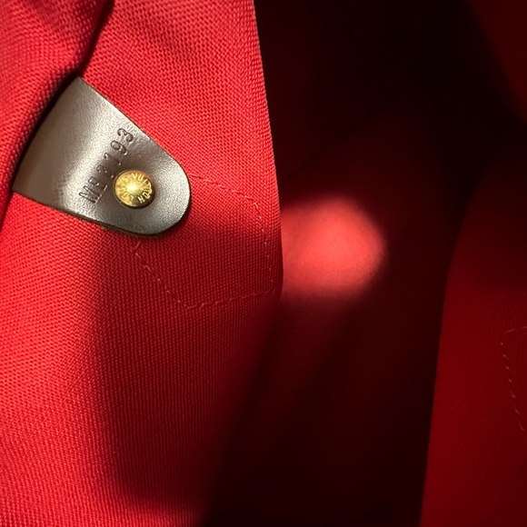 Sold‼️ Authentic Louis Vuitton Speedy Bandouliere 30 - Picture 11 of 14